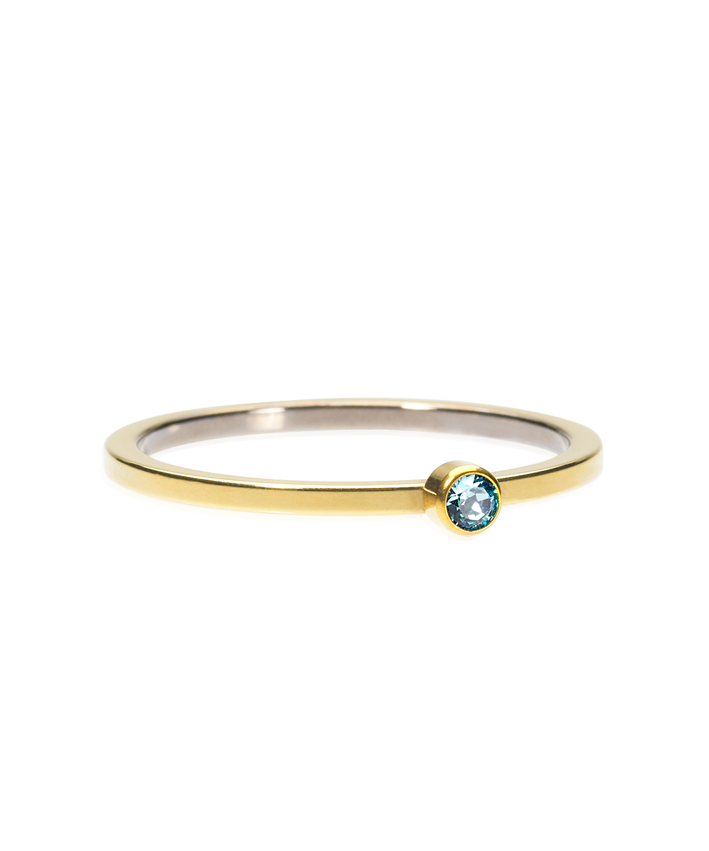 Blomdahl Bezel Tiny Ring Golden Titanium, Aquamarine